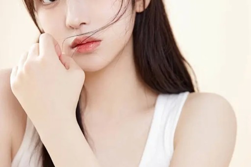 自导自演求婚被拆穿一年后王珞丹现状曝光陈凯歌果然没看走